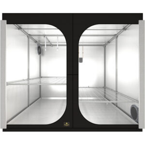 Secret Jardin DARK ROOM R4.0